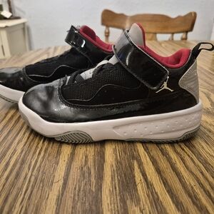 Jordan Kids Black and Red Sneakers